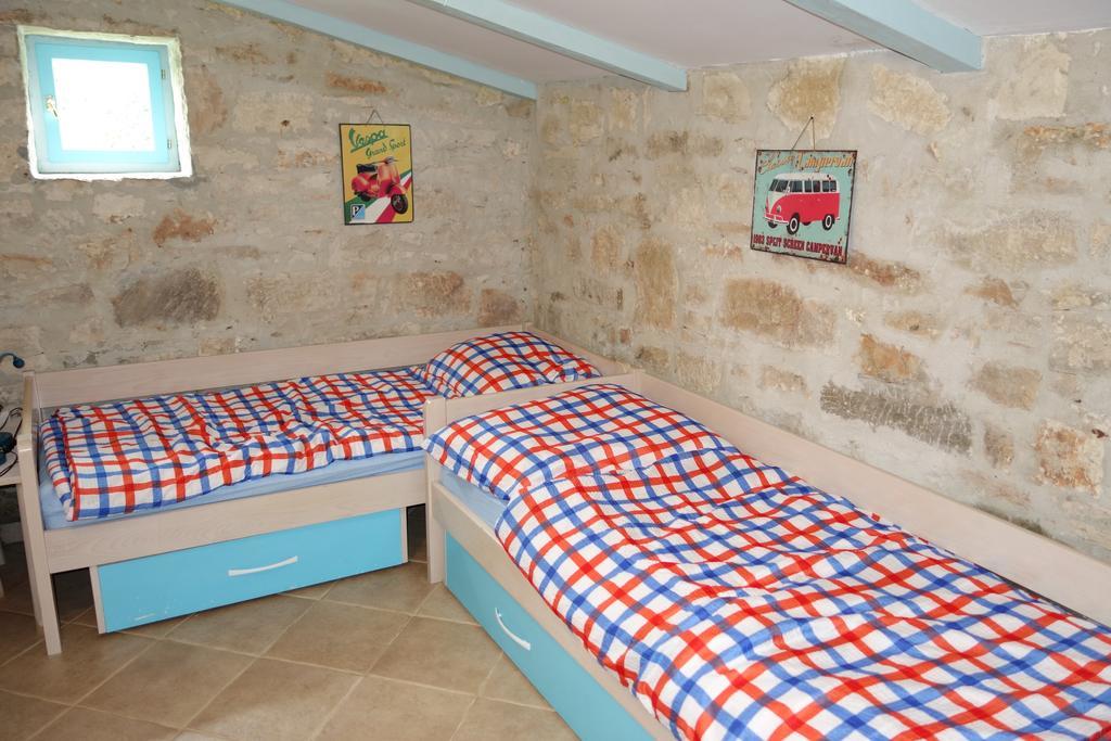 Vila Majda Tar-Vabriga Екстер'єр фото